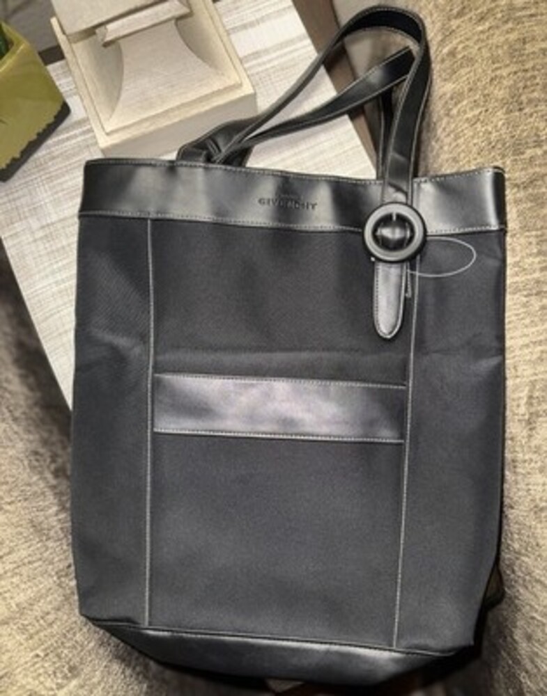Givenchy Parfums Large Black Tote Bag with Shoulder Strap New W/O tags